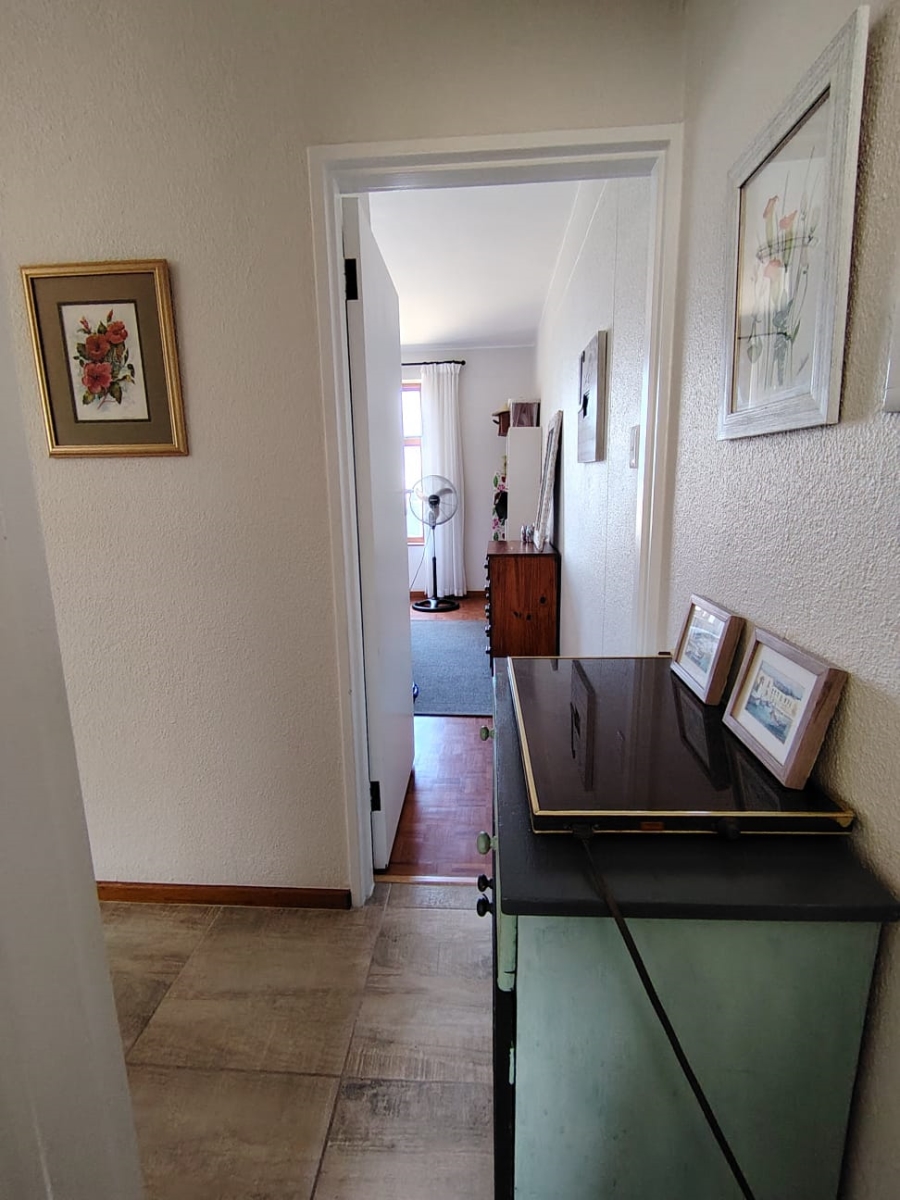 1 Bedroom Property for Sale in Van Ryneveld Western Cape